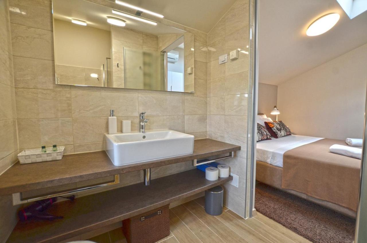 App & Rooms Juraga Бале Экстерьер фото